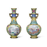 A PAIR OF SMALL PAINTED ENAMEL YELLOW-GROUND BOTTLE VASES - фото 2