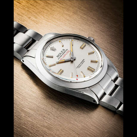 ROLEX. A STAINLESS STEEL AUTOMATIC WRISTWATCH WITH SWEEP CENTRE SECONDS AND BRACELET - Foto 1