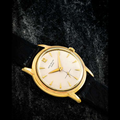 PATEK PHILIPPE. AN 18K GOLD WRISTWATCH - photo 1