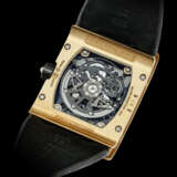 RICHARD MILLE. A RARE 18K PINK GOLD AND RUBY-SET AUTOMATIC SEMI-SKELETONISED WRISTWATCH WITH DATE - Foto 2