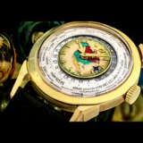 PATEK PHILIPPE. AN EXCEPTIONAL, HISTORICALLY AND HIGHLY IMPORTANT 18K GOLD TWO-CROWN WORLD TIME WRISTWATCH WITH 24 HOUR INDICATION AND CLOISONN&#201; ENAMEL DIAL DEPICTING THE NORTH AMERICAN MAP - photo 3