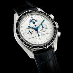OMEGA. AN 18K WHITE GOLD CHRONOGRAPH WRISTWATCH WITH DATE AND MOON PHASES