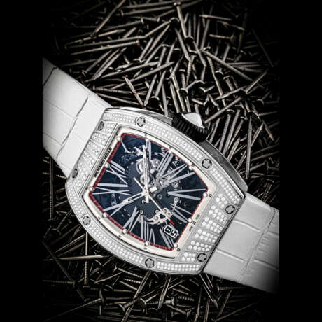 RICHARD MILLE. AN 18K WHITE GOLD AND DIAMOND-SET AUTOMATIC SEMI-SKELETONISED WRISTWATCH WITH SWEEP CENTRE SECONDS AND DATE - фото 1