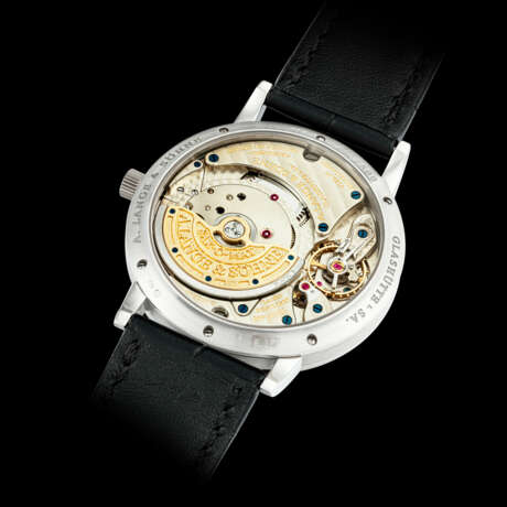 A. LANGE & S&#214;HNE. A PLATINUM LIMITED EDITION AUTOMATIC WRISTWATCH WITH ENAMEL DIAL, MADE TO COMMEMORATE THE RE-ESTABLISHMENT OF THE LANGE MANUFACTURE IN 2000 - Foto 2