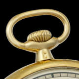 PATEK PHILIPPE. A RARE 18K GOLD POCKET WATCH WITH SECTOR AND TWO TONE DIAL - Foto 4