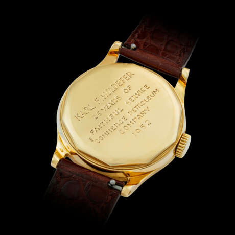 PATEK PHILIPPE. A RARE 18K GOLD WRISTWATCH WITH SWEEP CENTRE SECONDS AND RADIUM INDEXES - Foto 2