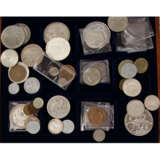 Coins and medals, including - photo 2