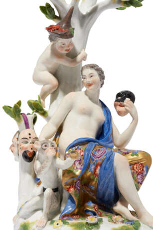 FOUR MEISSEN PORCELAIN GROUPS FROM A SERIES OF THE MUSES - Foto 5