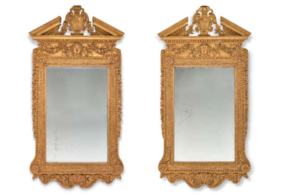 A NEAR PAIR OF GEORGE II GILT-GESSO AND GILTWOOD PIER MIRRORS - photo 1