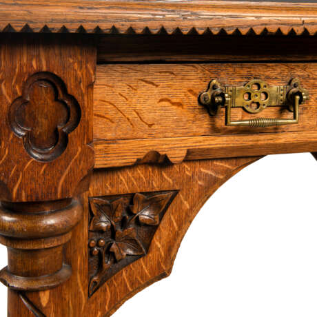 A MID-VICTORIAN GOTHIC-REVIVAL OAK WRITING-TABLE - фото 5