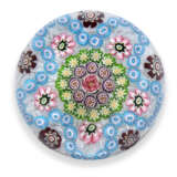 A CLICHY PATTERNED MILLEFIORI WEIGHT - фото 1