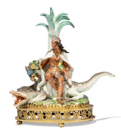 A SET OF FOUR ORMOLU-MOUNTED MEISSEN PORCELAIN FIGURES EMBLEMATIC OF THE CONTINENTS - Foto 5