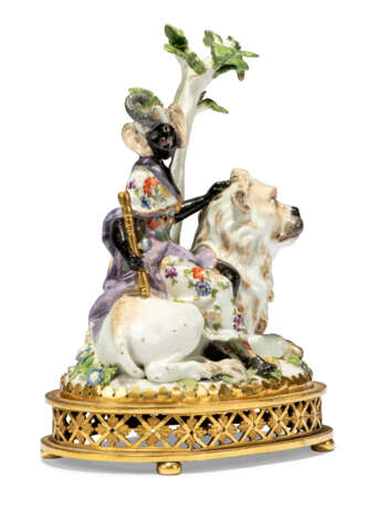 A SET OF FOUR ORMOLU-MOUNTED MEISSEN PORCELAIN FIGURES EMBLEMATIC OF THE CONTINENTS - фото 9
