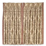 SIX PAIRS OF PRINTED LINEN CURTAINS - Foto 1