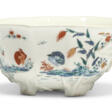 A CHELSEA PORCELAIN KAKIEMON LEAF-SHAPED BOWL OR SAUCEBOAT - Auction prices