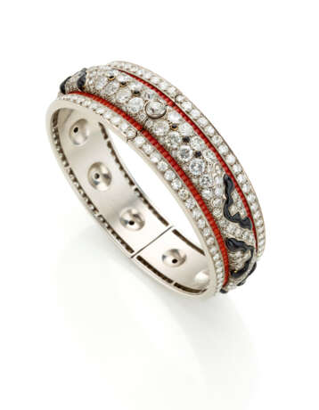 Diamond, black enamel and coral … - фото 1