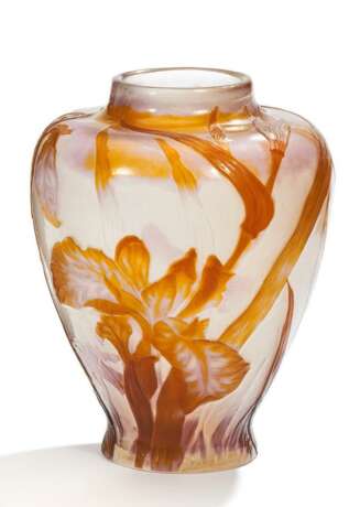 Vase mit Schwertlilien - Foto 1