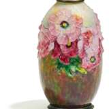 Kleine Vase mit Blumendekor - фото 1