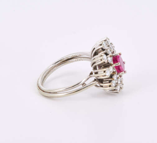 Ruby Diamond Ring - photo 4