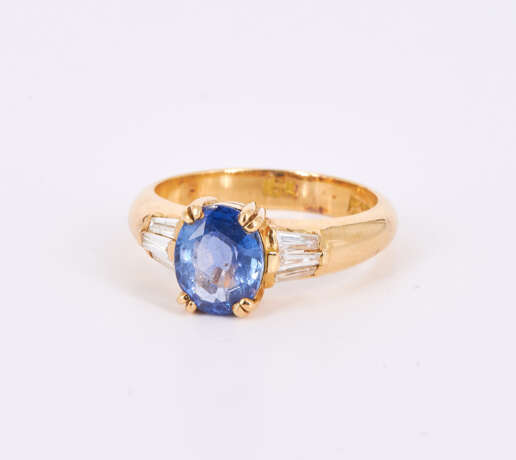 Sapphire Diamond Ring - photo 1