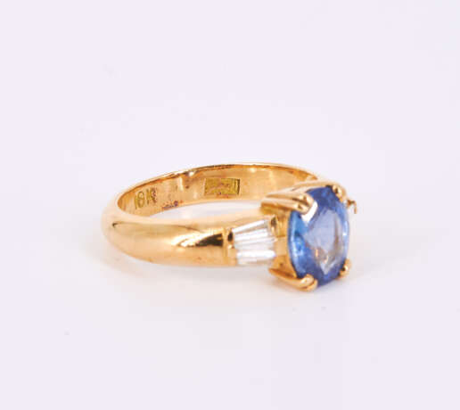 Sapphire Diamond Ring - photo 4