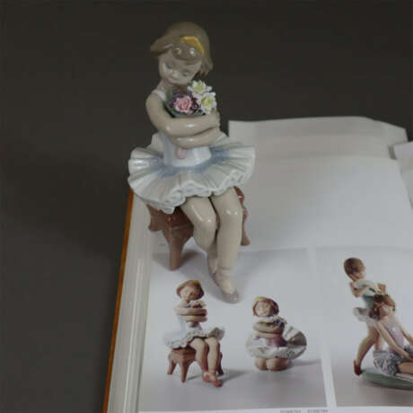 Kinderfigur "Erster Auftritt" - Lladro, Spanien - Foto 3