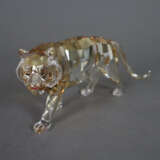 Drei Swarovski Figuren - Tigerin mit zwei Tiger - photo 2