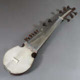 Indisches Saiteninstrument - sog. Sarod, 20. Jh - photo 1