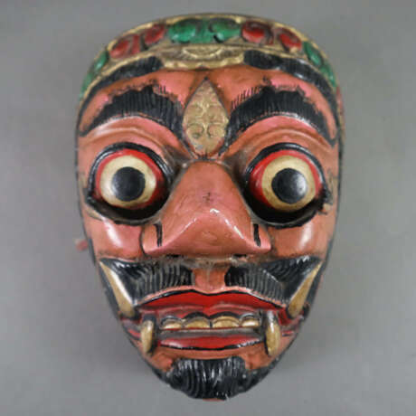 Konvolut von acht Masken - Indonesien, Holzmask - photo 5