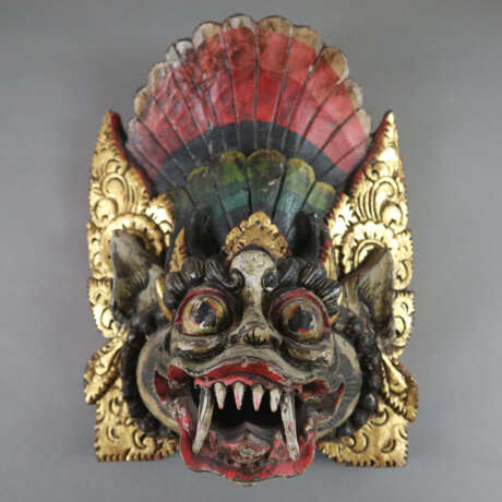 Konvolut von acht Masken - Indonesien, Holzmask - Foto 6