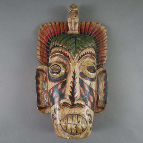Konvolut von acht Masken - Indonesien, Holzmask - photo 7