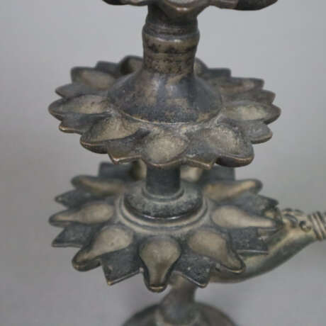 Aarti-Öllampe - Indien, vor 1900, ritueller Leu - фото 3