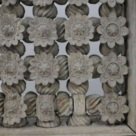 Kunstvoll geschnitzte Holzfragmente - Pakistan - Foto 8
