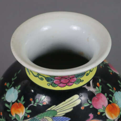 Vase mit glückverheißenden Motiven - China 20.J - Foto 4