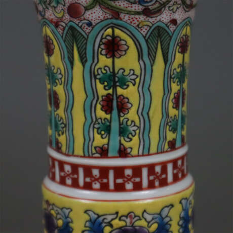 Vase - Porzellan, China 20.Jh., in traditionell - photo 4