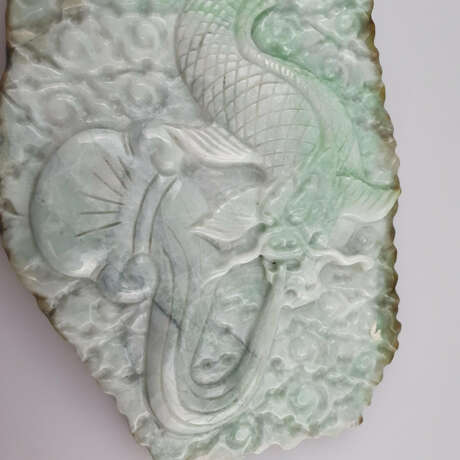 Ausgefallene Jadeplakette - China, grünliche, g - фото 2
