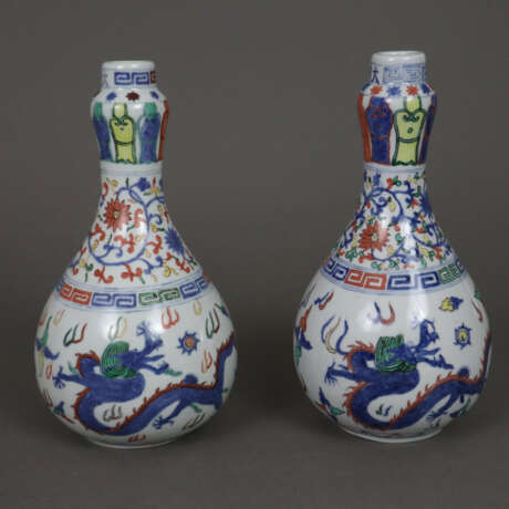 Ein Paar Knoblauchvasen - China, Porzellan, pol - photo 1