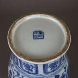 Blau-Weiß Vase in Meiping-Form - China, Porzell - photo 6