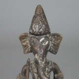 Elefantengott Ganesha - wohl Tibet/Nepal, Bronz - фото 4