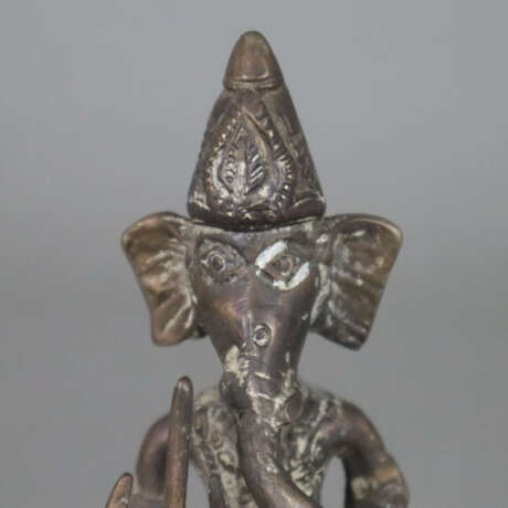 Elefantengott Ganesha - wohl Tibet/Nepal, Bronz - Foto 4