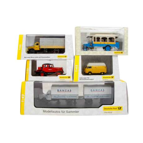 12-piece set of vehicle models of various manufacturers "Edition Deutsche Post" in scale 1:43 - Foto 2