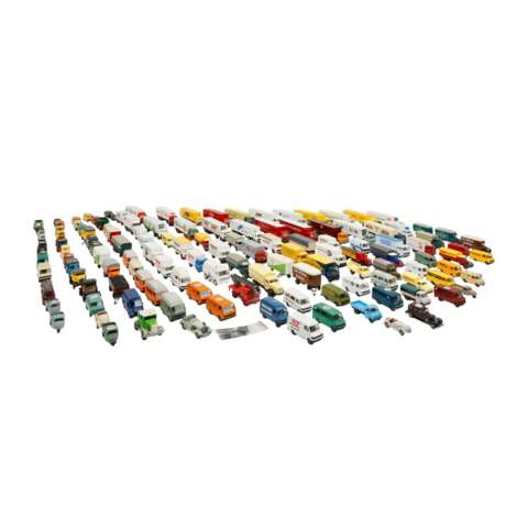 WIKING over 120 vehicle models in scale 1: 87 - фото 2