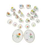 MEISSEN 78-piece coffee and mocha service 'Colorful Flowers', 1st and 2nd choice, 20th century. - Foto 2