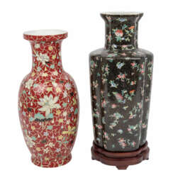 2 vases. CHINA, 20th c.: