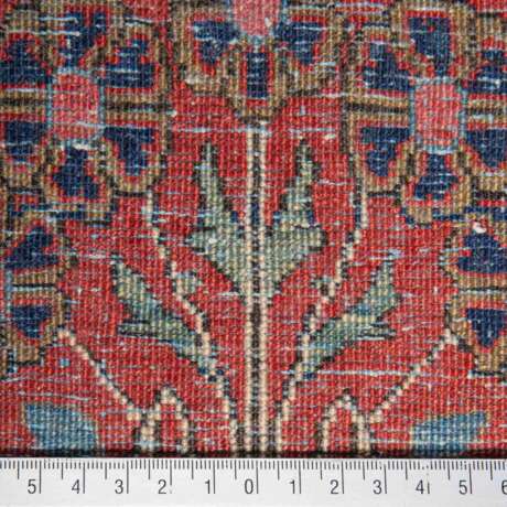 Oriental carpet. PERSIA, 1st half of 20th century, 212x133 cm. - Foto 4