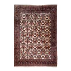 Oriental carpet. BACHTIARI/PERSIA, 20th century, 350x250 cm.