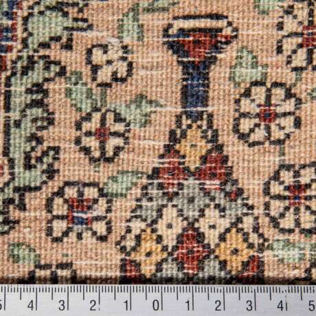 Oriental carpet. PERSIA, 20th century, ca. 190x122 cm. - фото 4