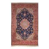 Oriental silk carpet. 'KESHAN'/Egypt, 20th c., 313x199 cm. - Foto 1