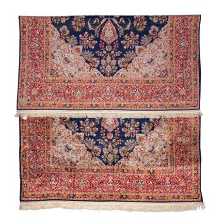 Oriental silk carpet. 'KESHAN'/Egypt, 20th c., 313x199 cm. - Foto 2