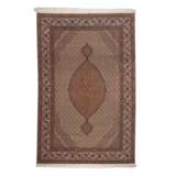 Oriental carpet with silk. TÄBRIZ/PERSIA, 20th/21st century, ca. 296x194 cm. - фото 1
